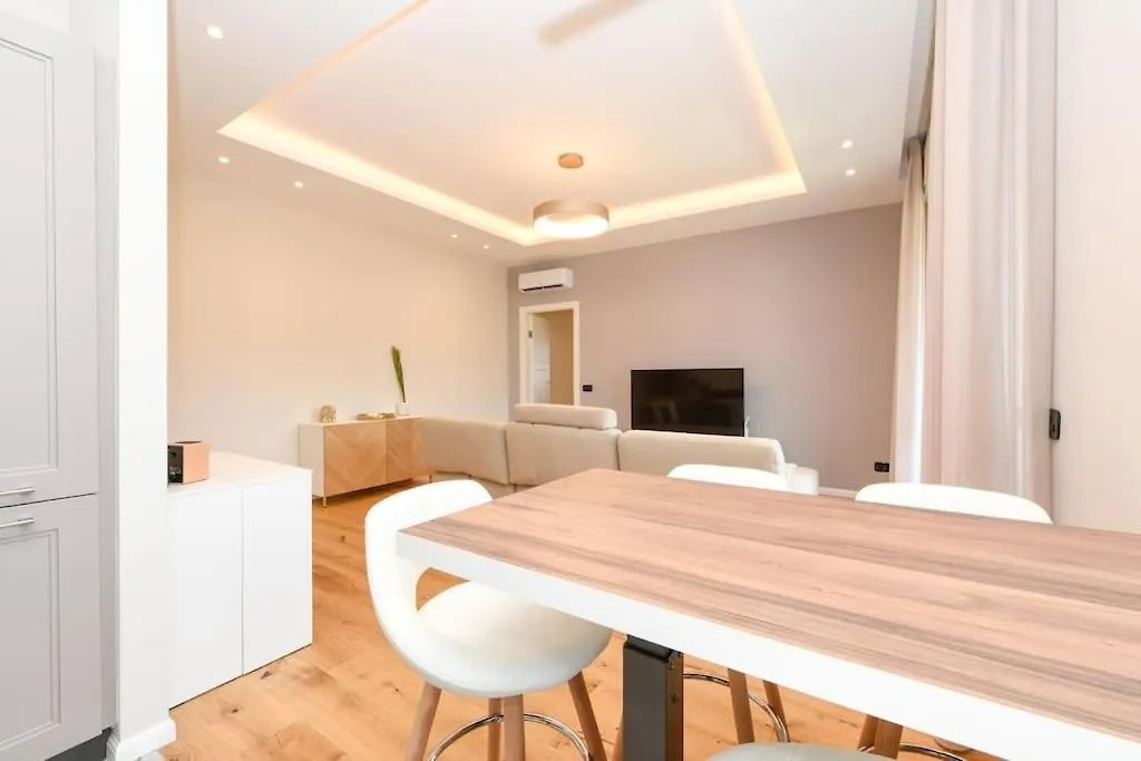 Garda Relax Apartment Salo