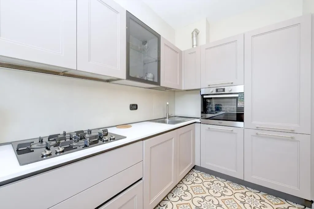 Garda Relax Apartment Salo