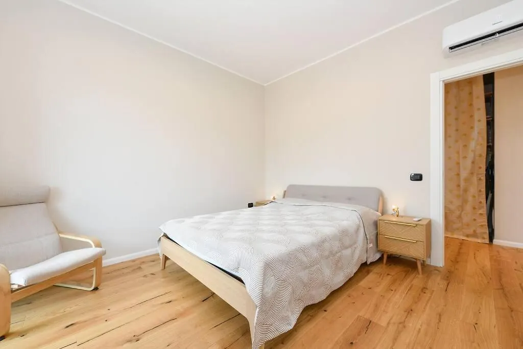 Garda Relax Apartment Salo 0*,  Italy